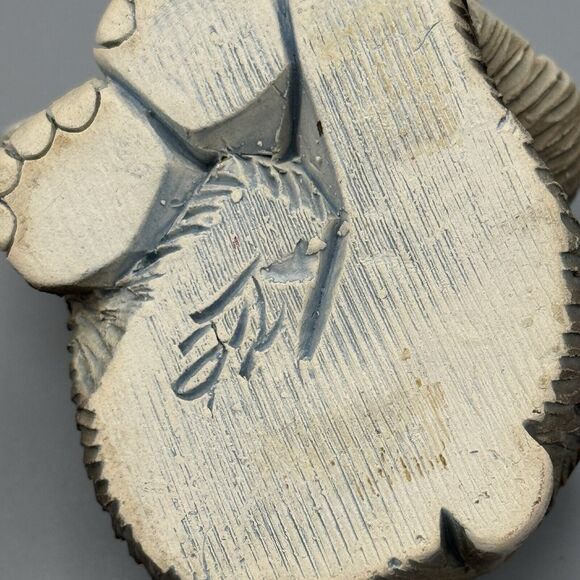 Vtg Artesania Rinconada Sitting African Momma Elephant and Baby Figurine Uruguay - Picture 4 of 10